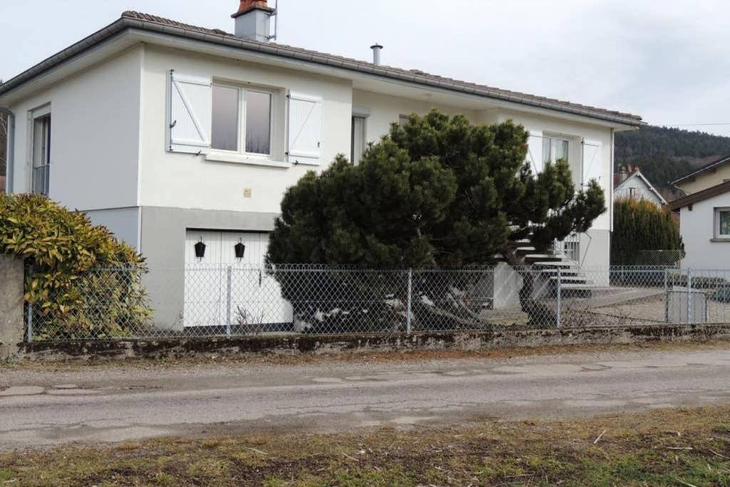 Maison indépend. 6 personnes à 10 mn de Gérardmer Granges-sur-Vologne Exterior foto